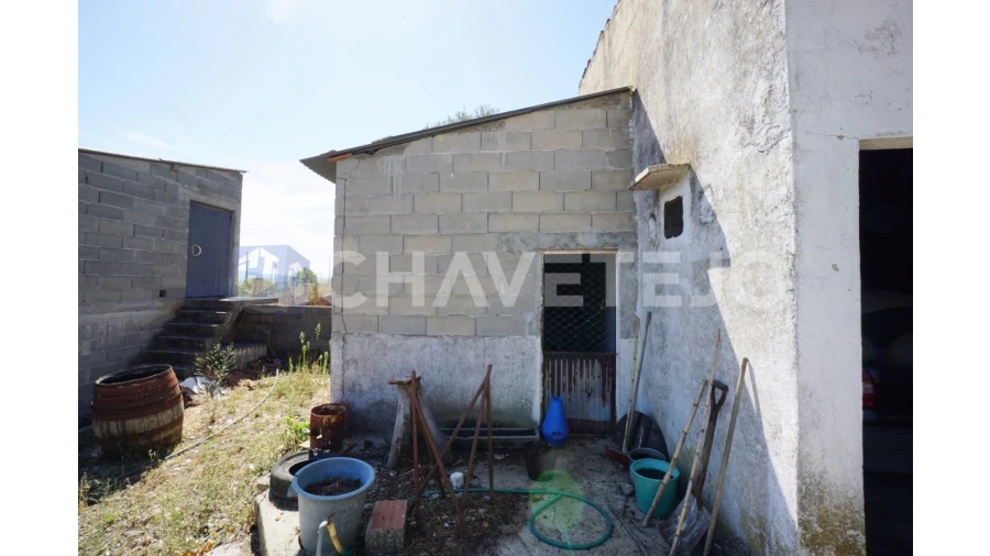 Quinta T2 para Venda em São João Baptista e Santa Maria dos Olivais Foto 20