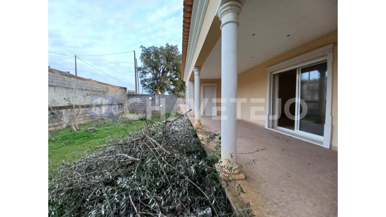 Moradia T3 para Venda em Além da Ribeira e Pedreira Foto 21