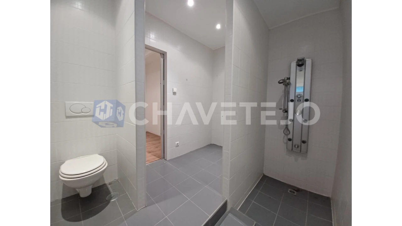 Moradia T3 para Venda em Além da Ribeira e Pedreira Foto 24