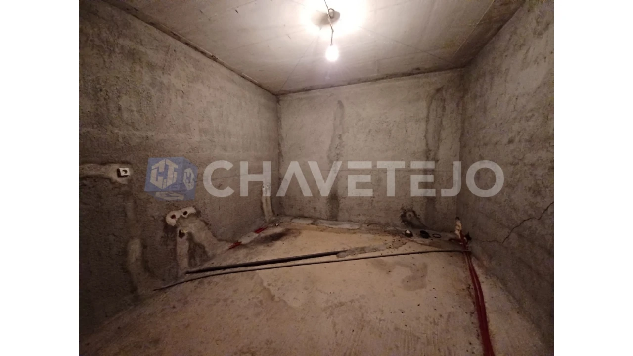 Moradia T3 para Venda em Além da Ribeira e Pedreira Foto 43