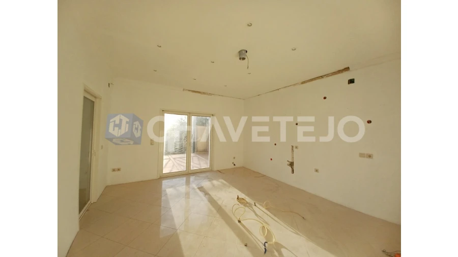 Moradia T3 para Venda em Além da Ribeira e Pedreira Foto 16