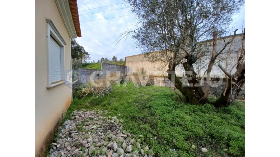 Moradia T3 para Venda em Além da Ribeira e Pedreira Foto 20