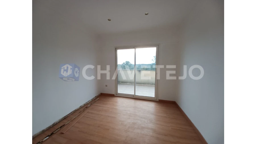 Moradia T3 para Venda em Além da Ribeira e Pedreira Foto 29