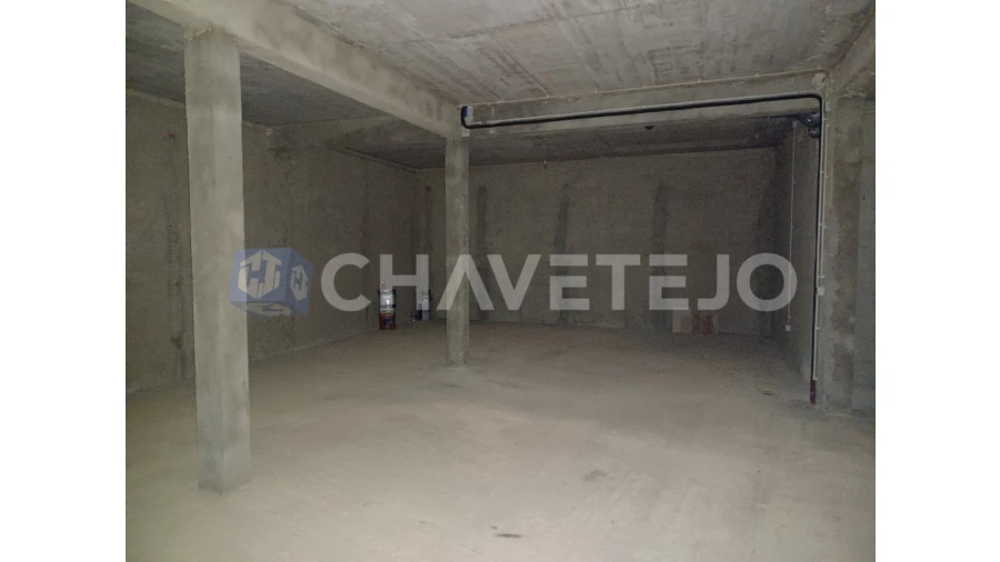 Moradia T3 para Venda em Além da Ribeira e Pedreira Foto 41