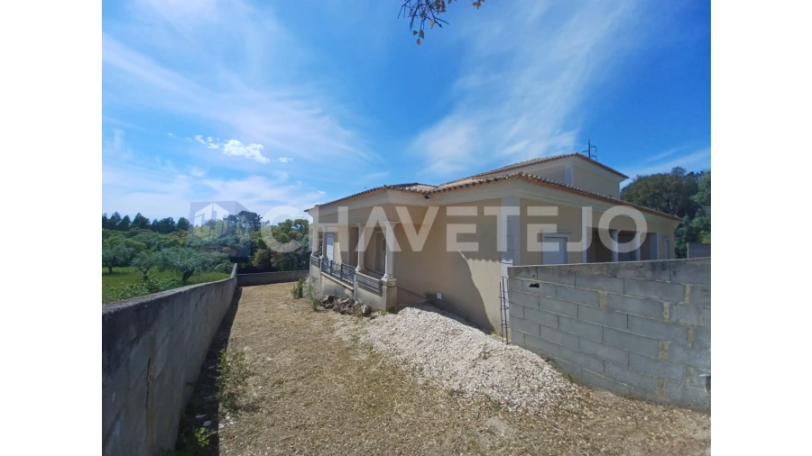 Moradia T3 para Venda em Além da Ribeira e Pedreira Foto 53