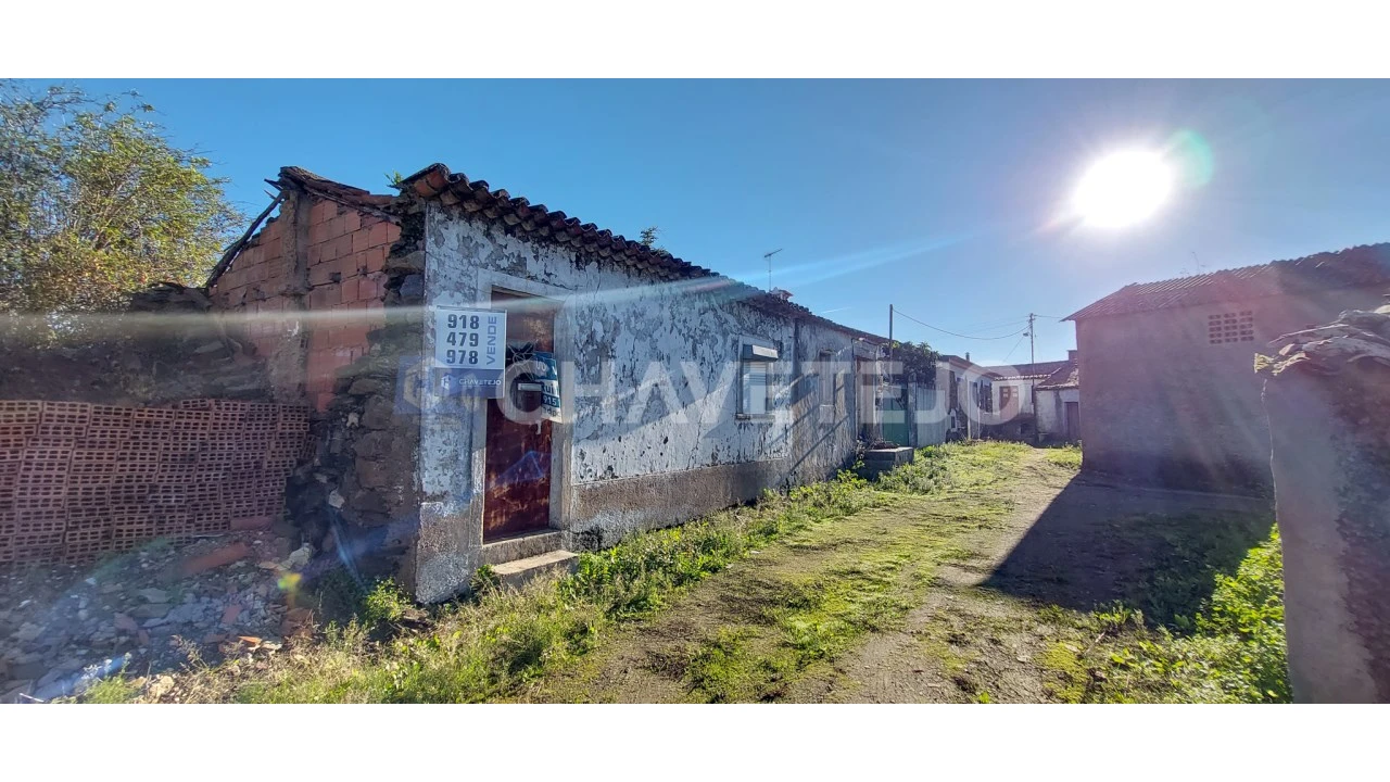 Moradia T4 para Venda em Serra e Junceira Foto 7