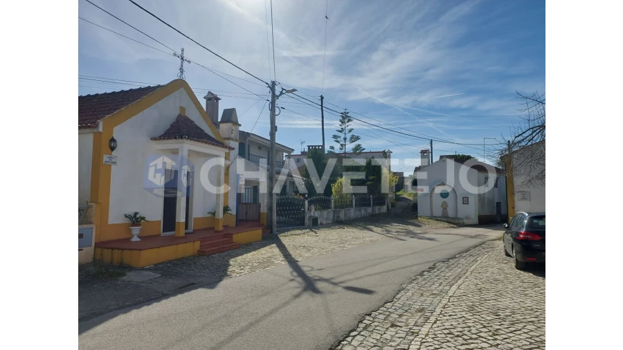 Moradia T4 para Venda em Serra e Junceira Foto 10