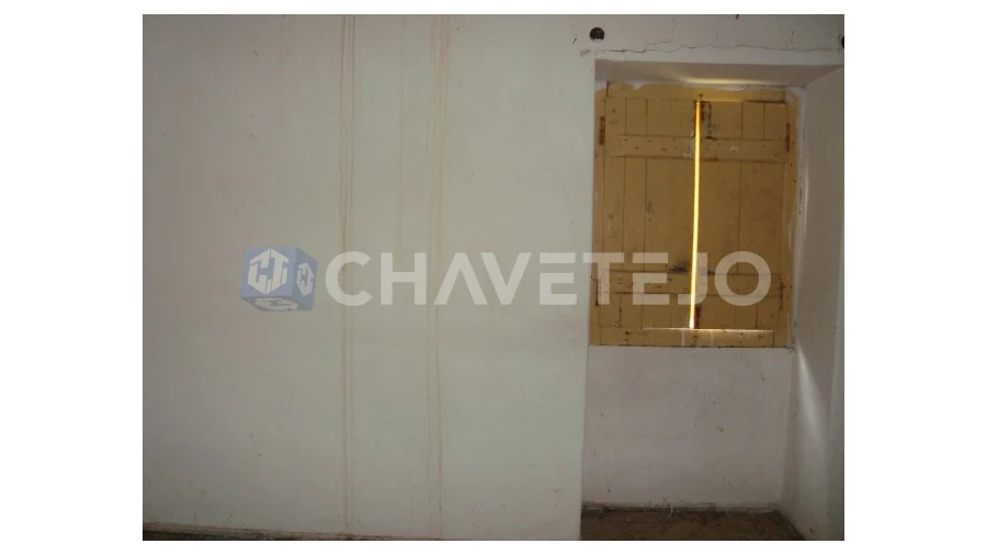 Moradia T2 para Venda em Casais e Alviobeira Foto 6