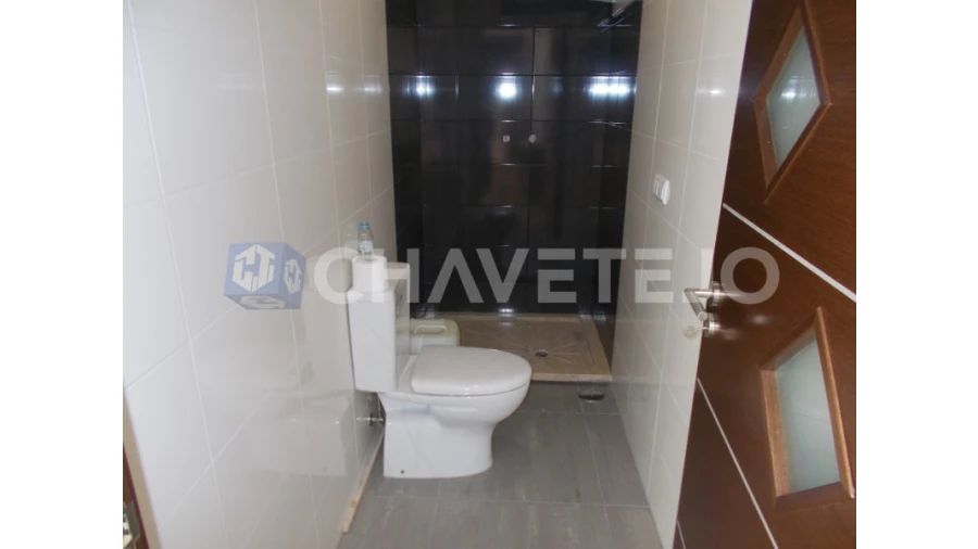 Loja para Venda em São João Baptista e Santa Maria dos Olivais Foto 3