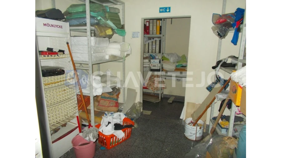 Loja para Venda em São João Baptista e Santa Maria dos Olivais Foto 4