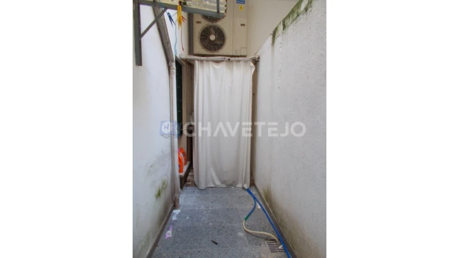 Loja para Venda em São João Baptista e Santa Maria dos Olivais Foto 5