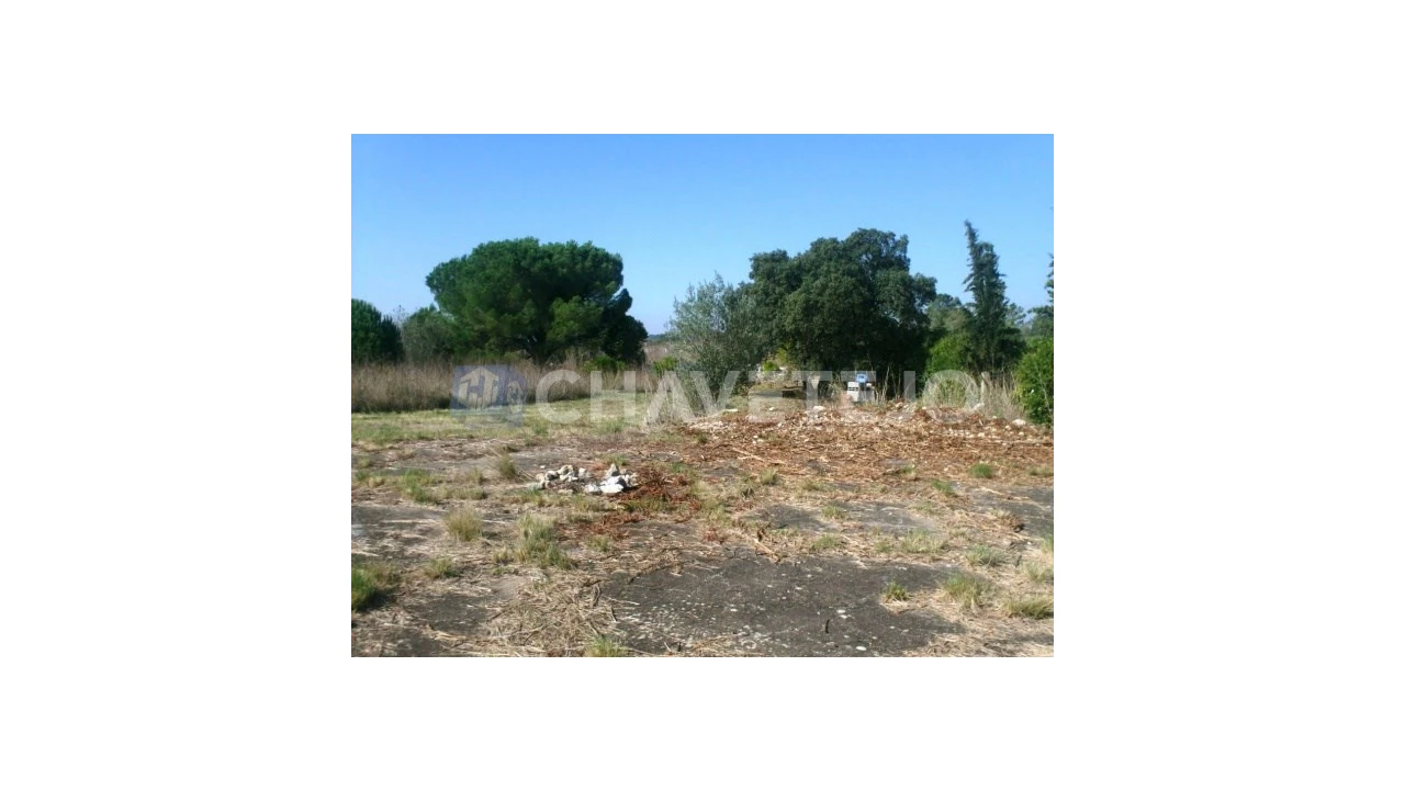 Terreno para Venda em Carregueiros Foto 3