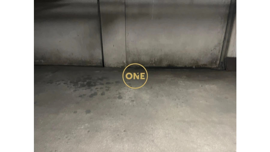 Garagem para Venda em Bougado (São Martinho e Santiago) Foto 5