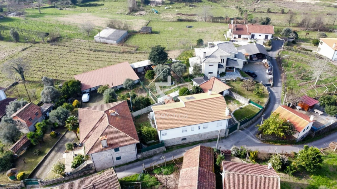 Moradia T5 para Venda em Bravães Foto 23