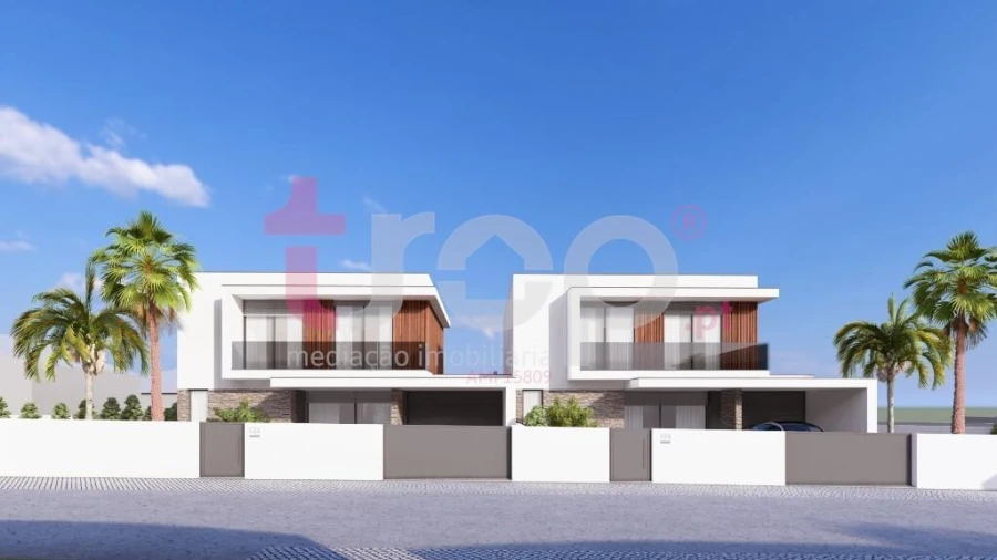 Moradia T3 para Venda em Roriz Foto 8