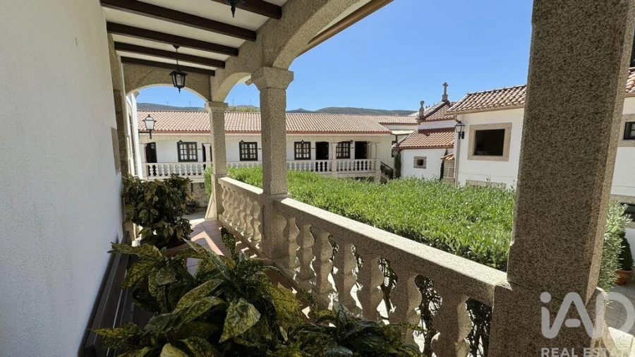 Moradia T18 para Venda em Cerdal Foto 13