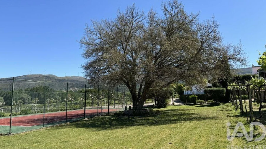 Moradia T18 para Venda em Cerdal Foto 25