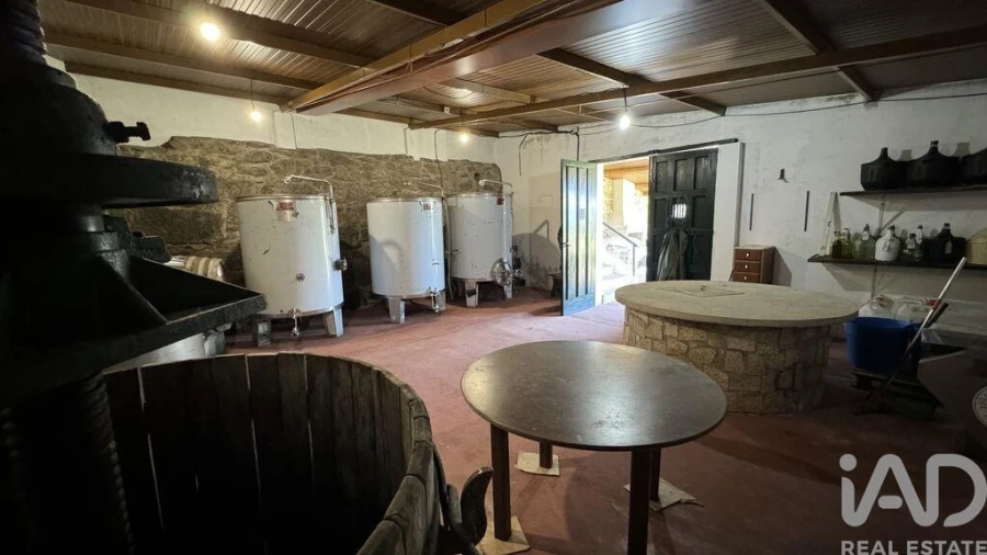 Moradia T18 para Venda em Cerdal Foto 9