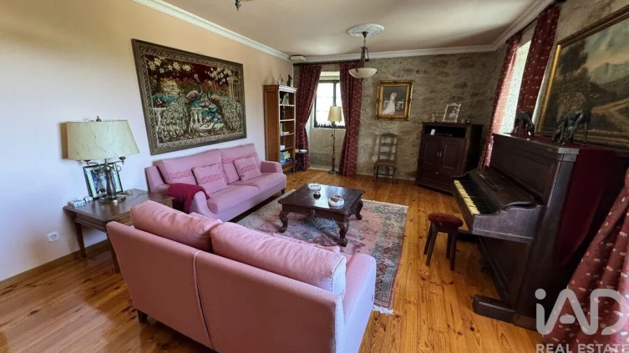 Moradia T18 para Venda em Cerdal Foto 17