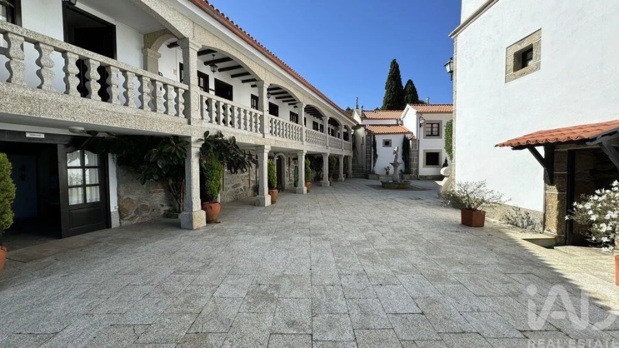 Moradia T18 para Venda em Cerdal Foto 3