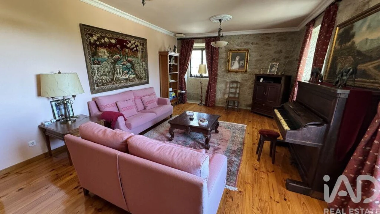 Moradia T18 para Venda em Cerdal Foto 17