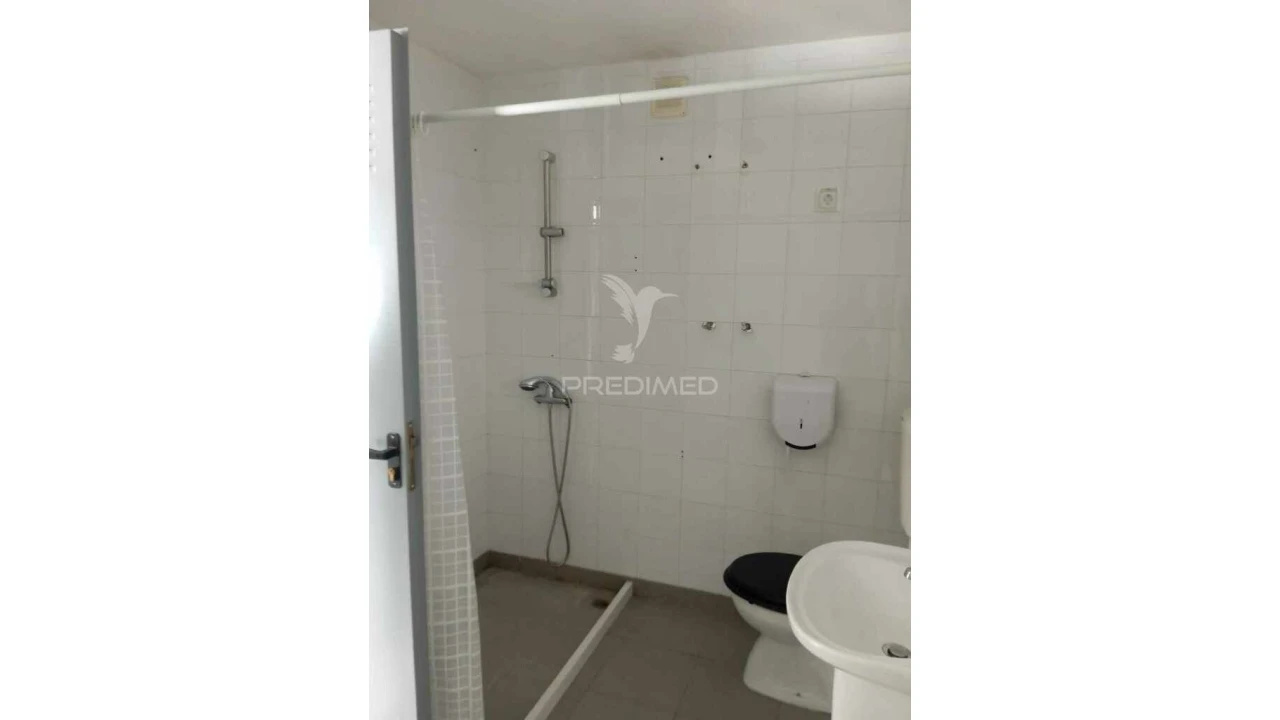 Garagem para Venda em Ribeira de Nisa e Carreiras Foto 4