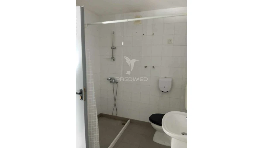 Garagem para Venda em Ribeira de Nisa e Carreiras Foto 4