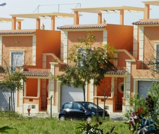 Moradia T3 para Venda em Moncarapacho e Fuseta