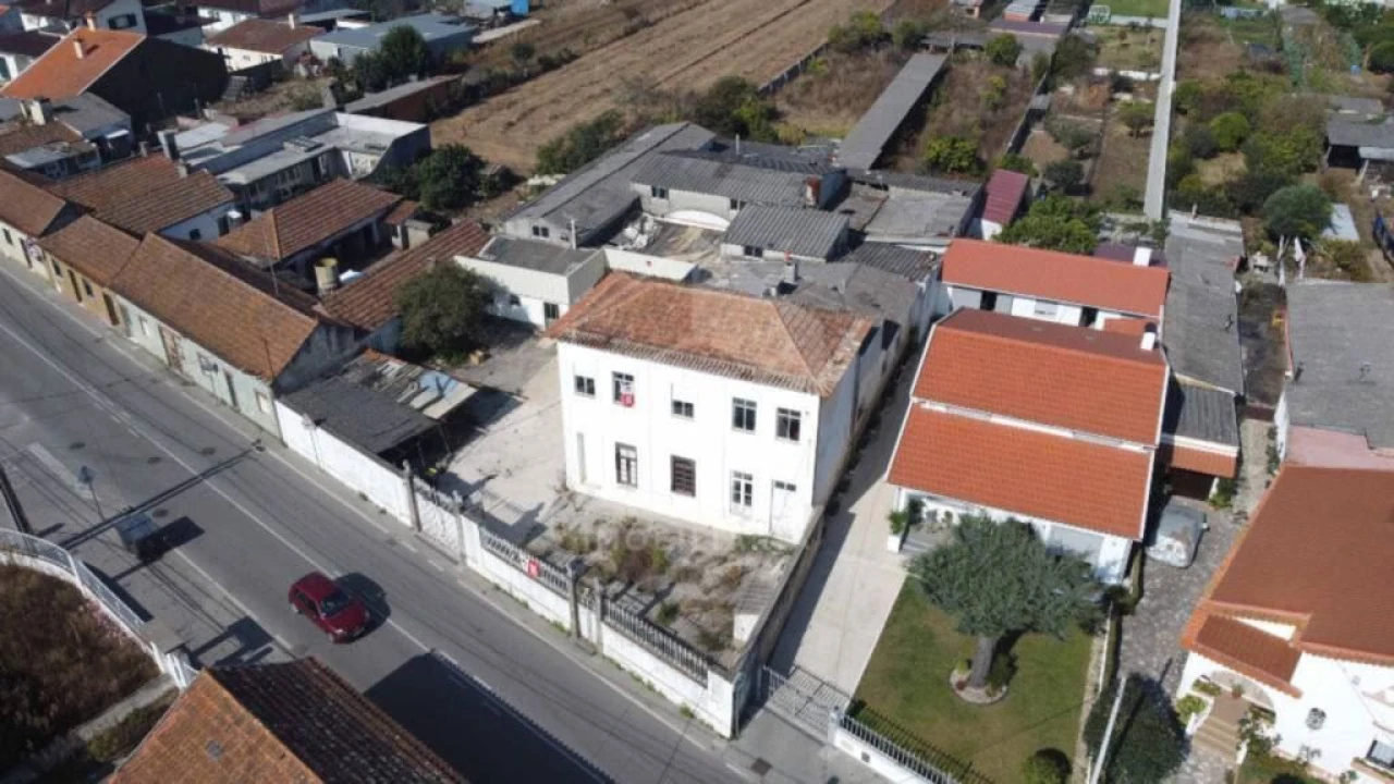 Moradia T5 para Venda em Cacia Foto 2