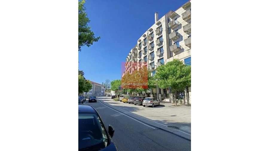 Escritório para Arrendamento em Santo Tirso, Couto (Santa Cristina e São Miguel) e Burgães