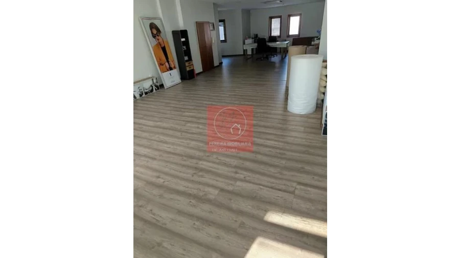 Escritório para Arrendamento em Santo Tirso, Couto (Santa Cristina e São Miguel) e Burgães Foto 6