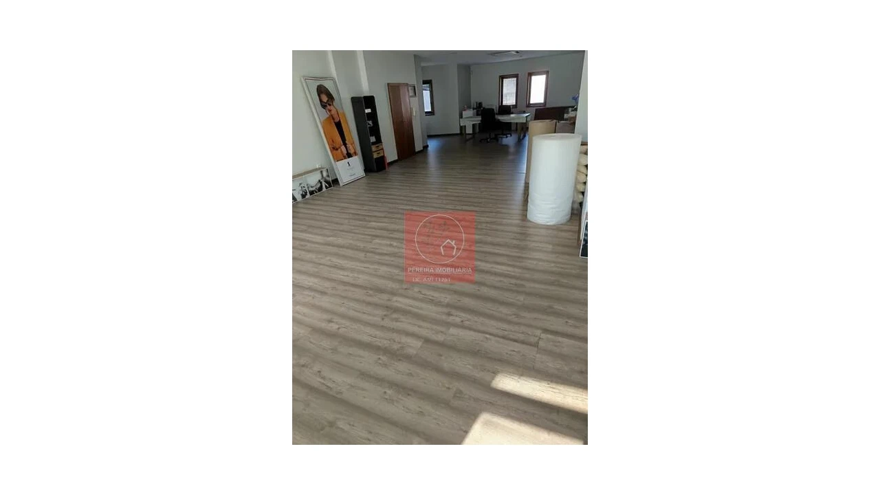 Escritório para Arrendamento em Santo Tirso, Couto (Santa Cristina e São Miguel) e Burgães Foto 6