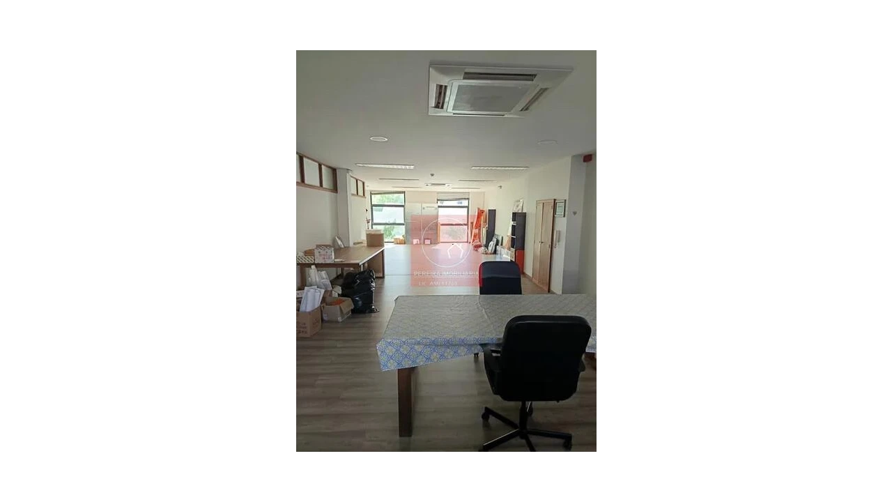 Escritório para Arrendamento em Santo Tirso, Couto (Santa Cristina e São Miguel) e Burgães Foto 10