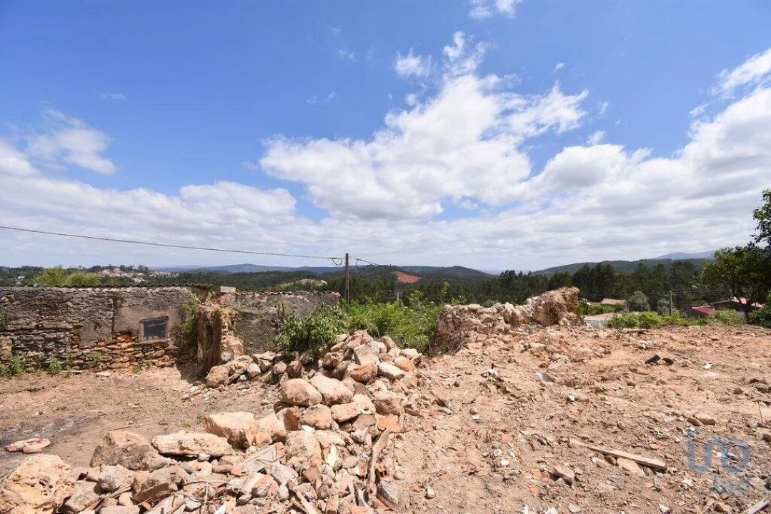 Moradia T3 para Venda em Lamas Foto 13