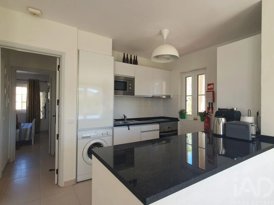 Apartamento T2 para Venda em Quarteira Foto 8