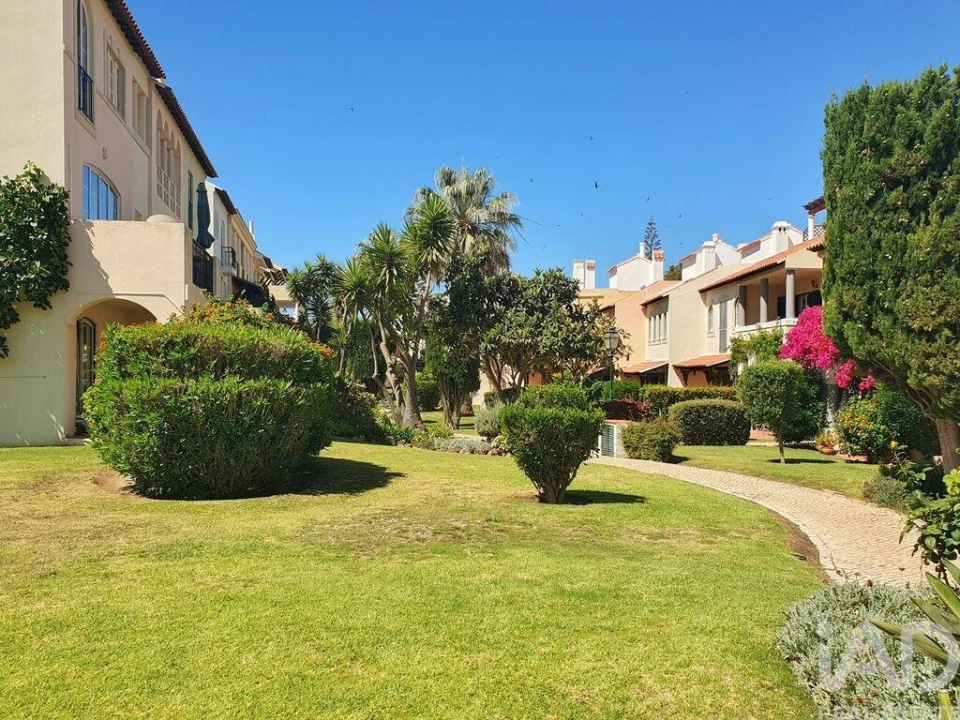 Apartamento T2 para Venda em Quarteira Foto 28