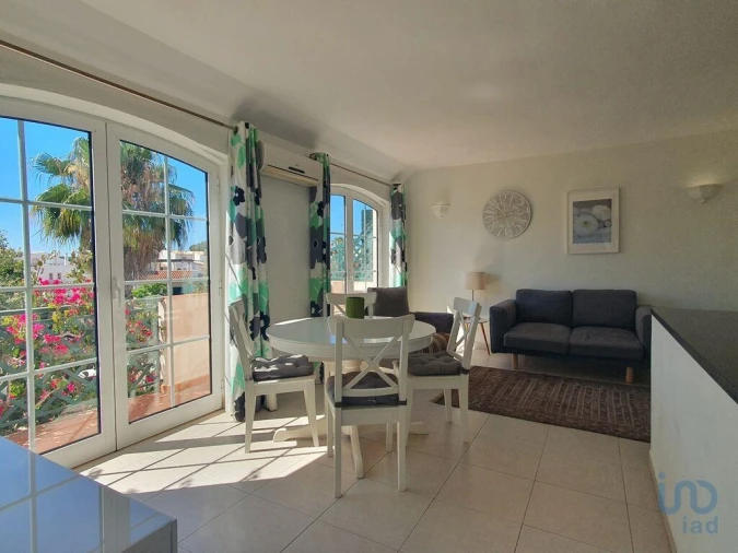 Apartamento T2 para Venda em Quarteira Foto 4