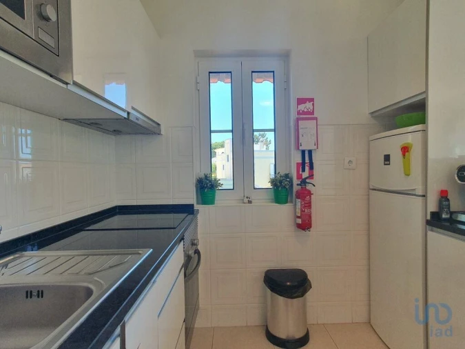 Apartamento T2 para Venda em Quarteira Foto 9