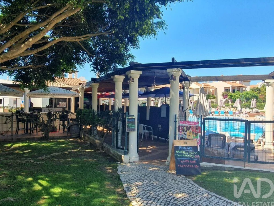 Apartamento T2 para Venda em Quarteira Foto 25