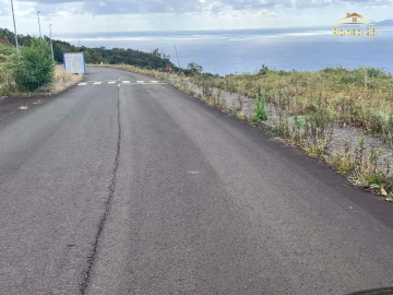 Terreno para Venda em Santa Cruz