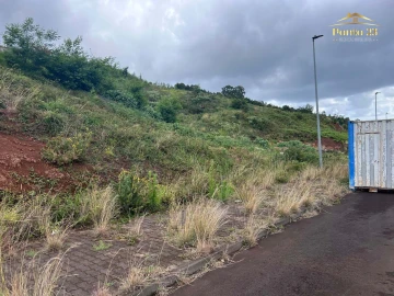 Terreno para Venda em Santa Cruz