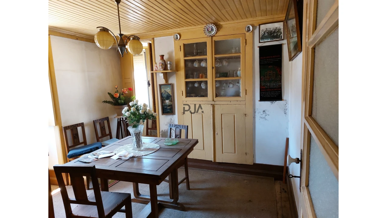 Moradia T2 para Venda em Vila Cortes da Serra Foto 6