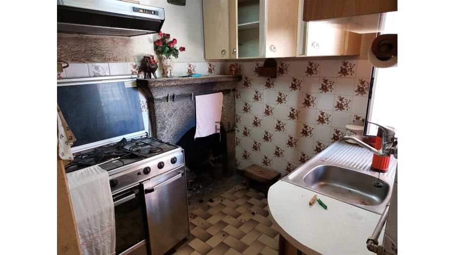 Moradia T2 para Venda em Vila Cortes da Serra Foto 13