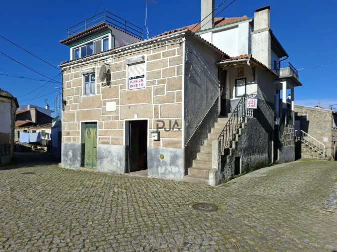 Moradia T2 para Venda em Vila Cortes da Serra Foto 16