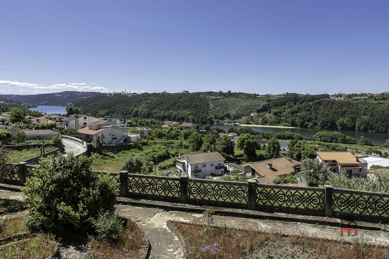 Quinta T5 para Venda em Gondomar (São Cosme), Valbom e Jovim Foto 32