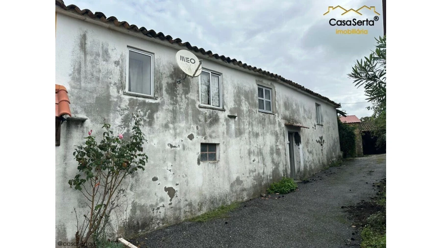 Moradia T4 para Venda em Carvalhal Foto 3