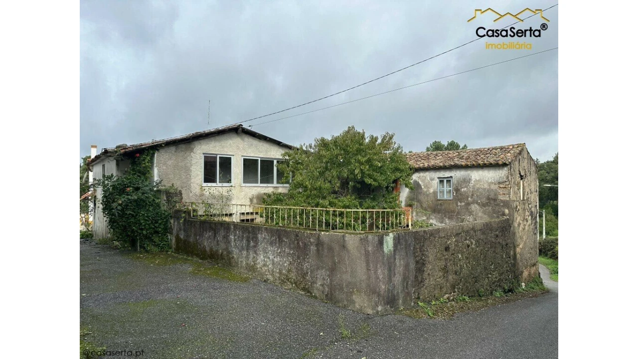 Moradia T4 para Venda em Carvalhal Foto 1