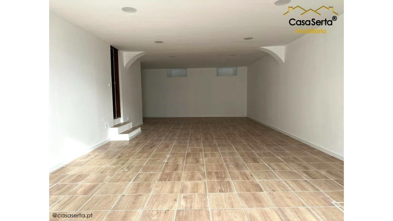 Garagem para Arrendamento em Sertã Foto 2