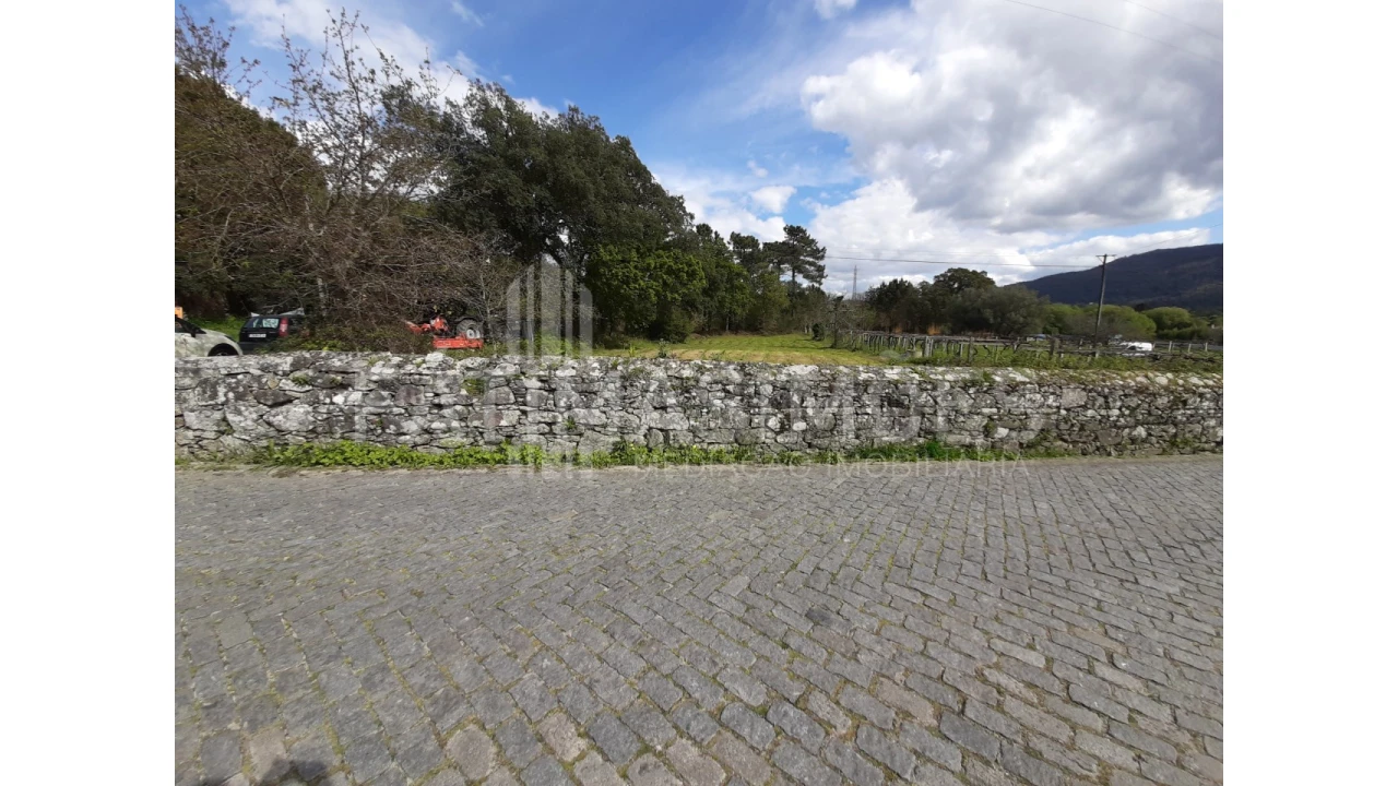 Terreno para Venda em Vile Foto 6