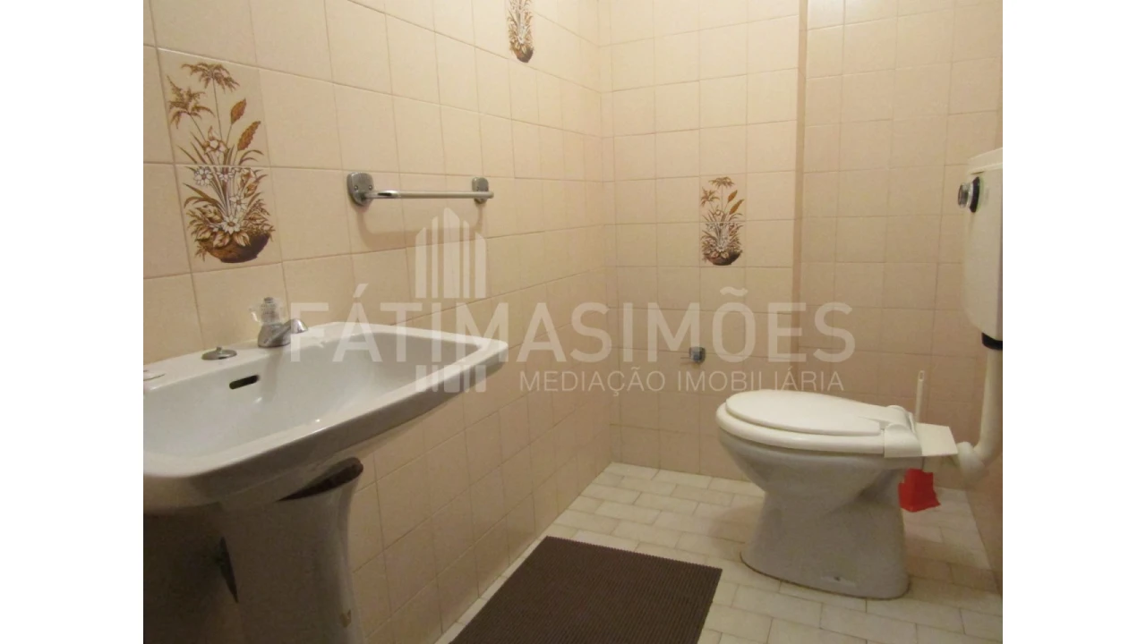 Armazém para Venda em Vila Praia de Ancora Foto 8